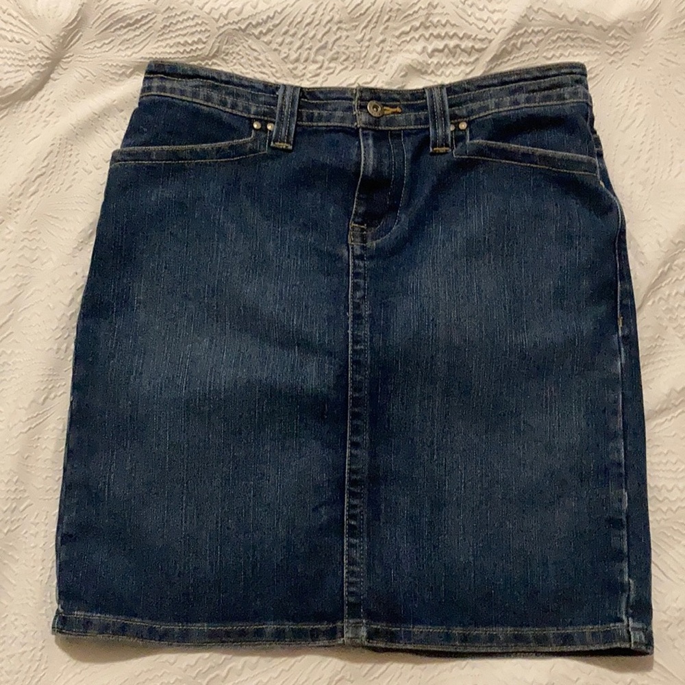 Vintage Tommy Hilfiger Jean Skirt

E